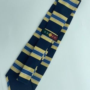 Brier Tie